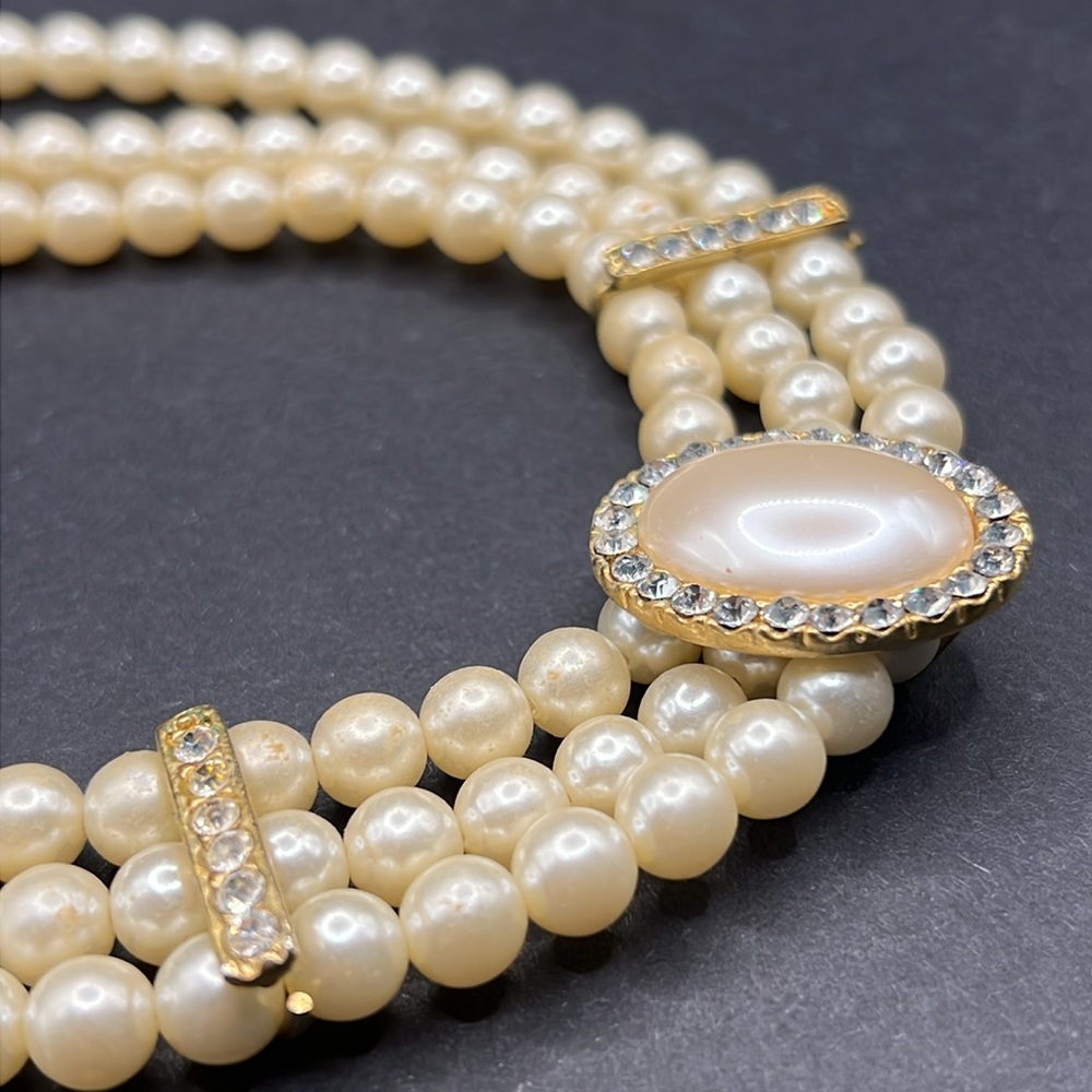 Vintage faux pearl rhinestone necklace - Picture 4 of 6